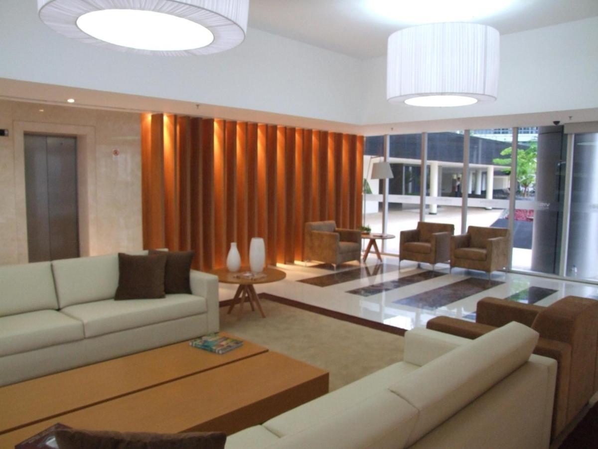 Vision Particular Ao Lado Do Shopping Conjunto Nacional Apartamento